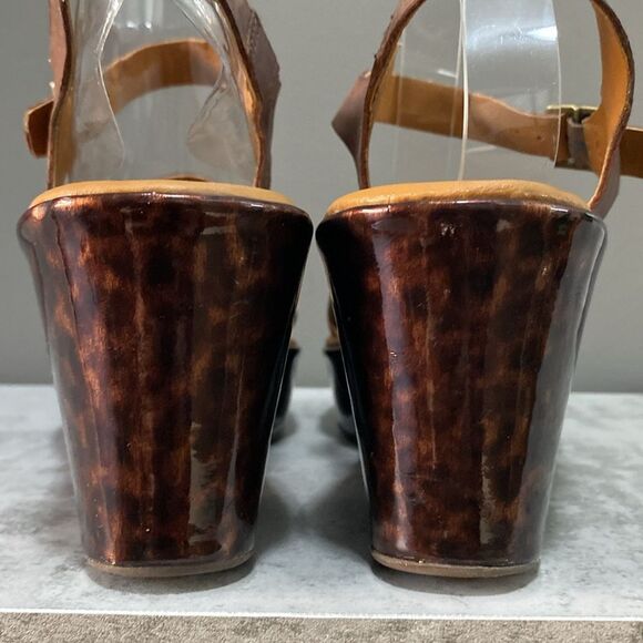 Kork-Ease Brown Leather Wedge Sandals Size 8 - Picture 8 of 15